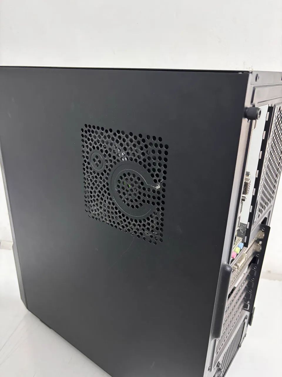 Gabinete pc gamer 