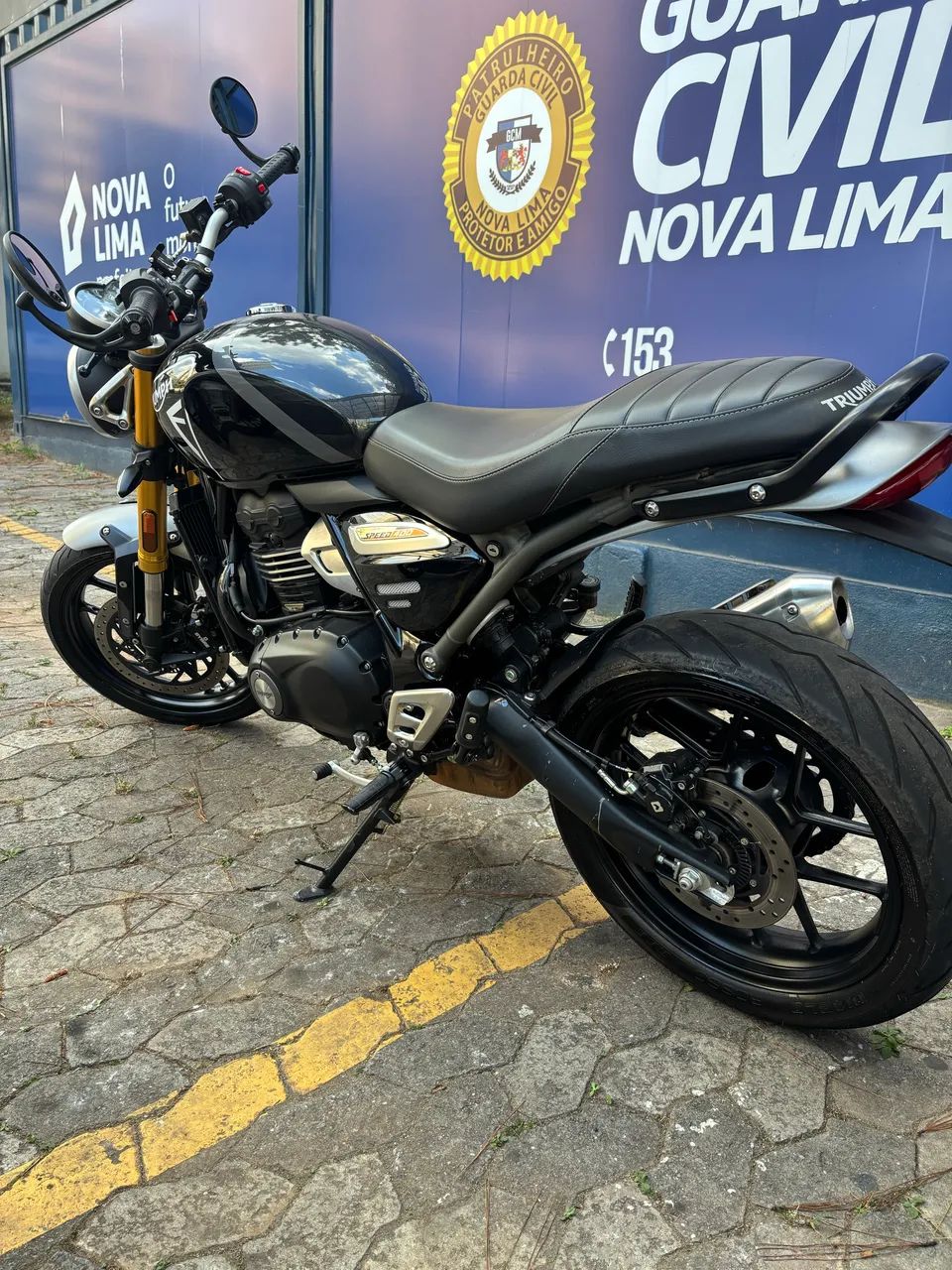 Triumph Speed 400 - Foto 5