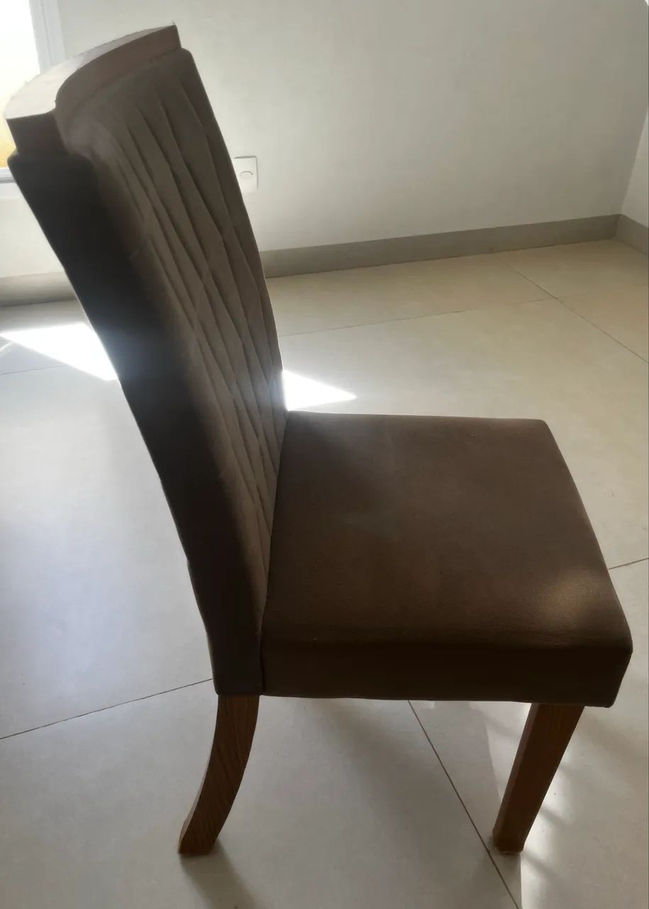 Conjunto Sala de Jantar com mesa, tampo em vidro e 6 cadeiras  - Foto 3