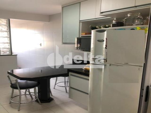 Apartamento à venda com 3 dormitórios em Santa mônica, Uberlândia cod:32375 - Foto 2
