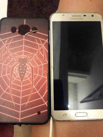 J7 neon