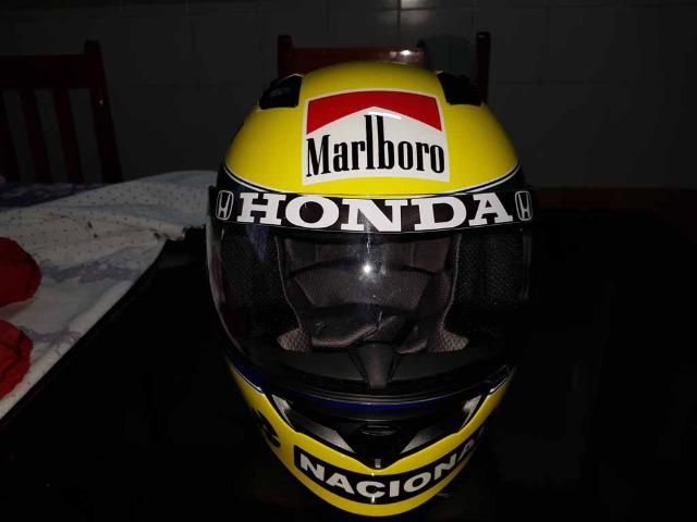 Capacete Personalizado Ayrton Senna - Novo - Sem uso - Na Caixa - Foto 5
