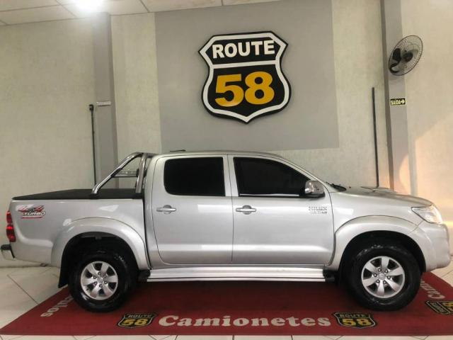 Toyota Hilux CD 4X4 SRV - Foto 2