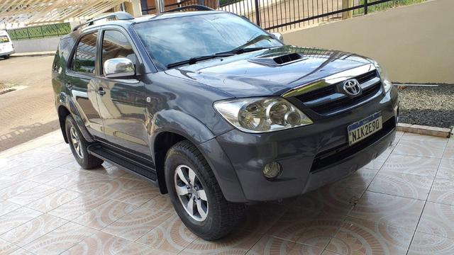 Hilux SW4
