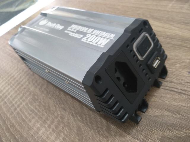 Inversor De Voltagem Tech One 200w 12v Para 110 - 220V Com Usb - Foto 3