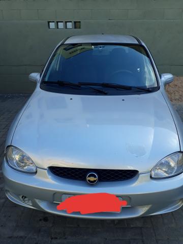 Corsa sedan 4 portas 1.0 8.v