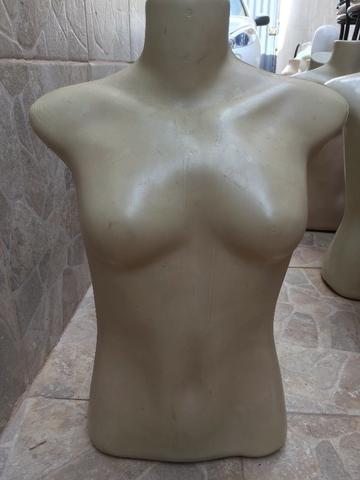 Manequim meio busto