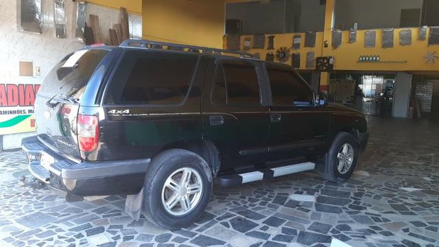 Blazer Executive 2.8 Turbo 4x4 Diesel ano 2005/2006 modelo 2006 motor MWM - Foto 11