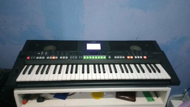 Teclado yamaha PSR S650 - Foto 5