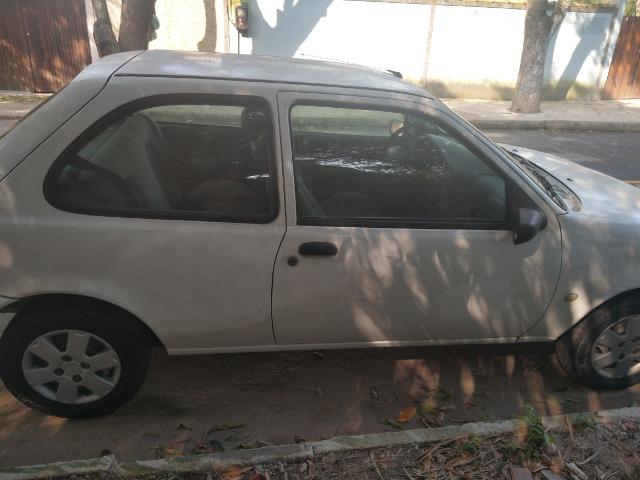 Ford Fiesta 2001 de 02 Portas,vistoriado 2019 com recibo em aberto