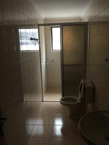 Apto dois dormitórios com garagem churrasqueira - Foto 4