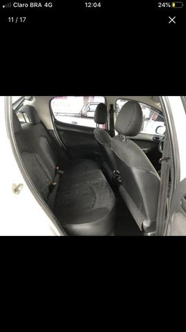 Peugeot 207 - Foto 4