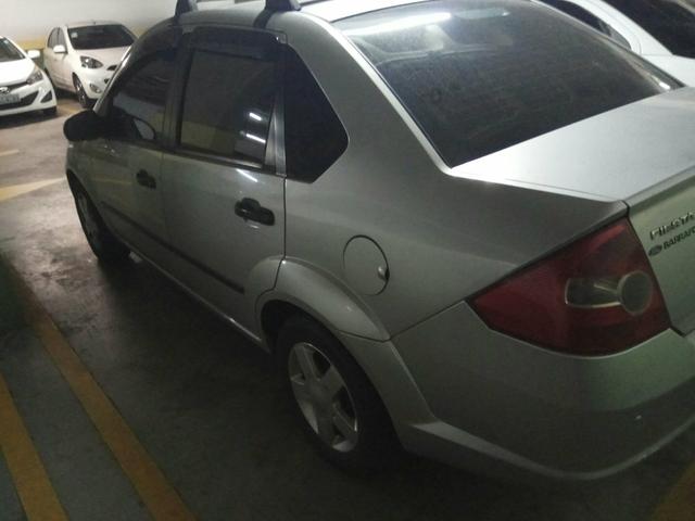 Ford Fiesta Sedan - Foto 4
