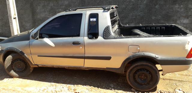 Strada 12mil ano 2002