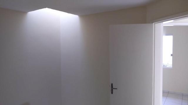 Casa com laje, 3 quartos no bairro Águas Claras a 3,5 km do Centro - Foto 10