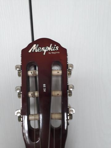 Violão acústico com capa
