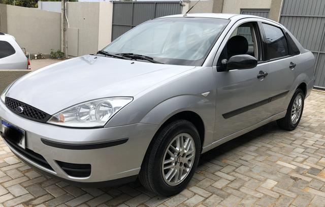 Focus sedan 1.6 completo 2004 - Foto 2