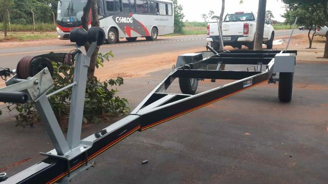 Carretinha pra barco e fazendinha - Foto 2