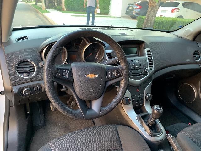 Automóvel Chevrolet Cruze LT 2012 /2012 - Foto 2