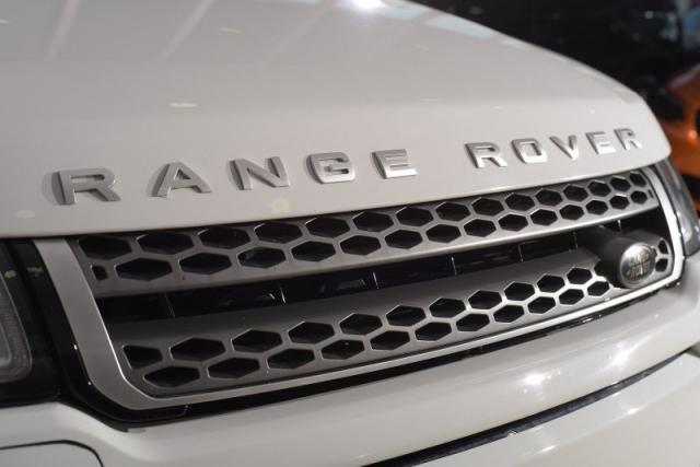 LAND ROVER RANGE ROVER EVOQUE 2.0 16V DIESEL SE 4WD AUT./2016 - Foto 9