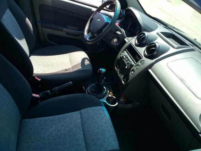 Ford Fiesta Sedan - Foto 2