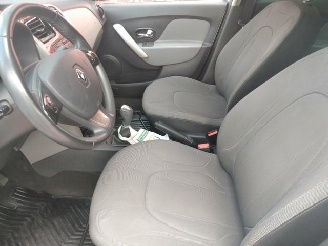 Logan 2018 automático 25.000 km novinho - Foto 5