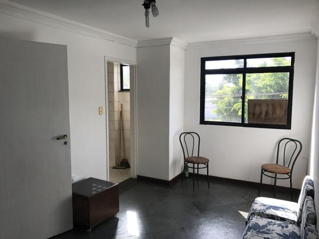 Centro 02 quartos, 02 banheiros, sem garagem. Próximo a Cidade das Crianças e UFF - Foto 2