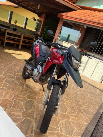 XRE 300 KM BAIXO