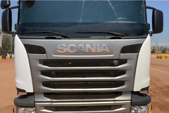 CAMINHÃO SCANIA R440 6X4 2013/14
