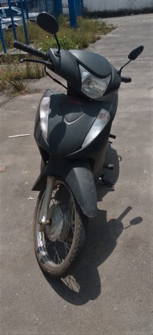 MOTO BIZ 125