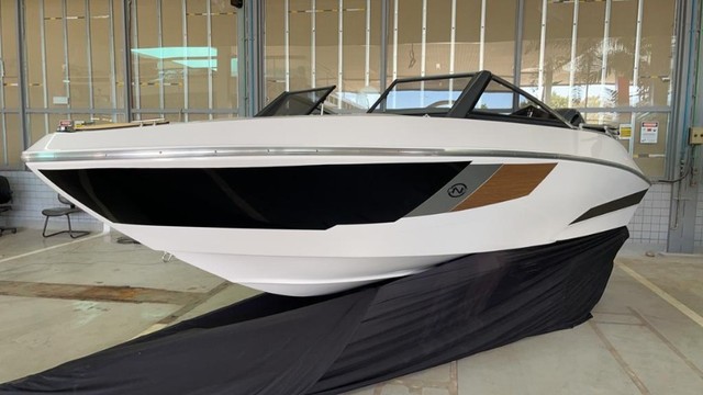 Lancha Ventura VOne 2024 | Ñ focker, NX, solara, fs, mestra