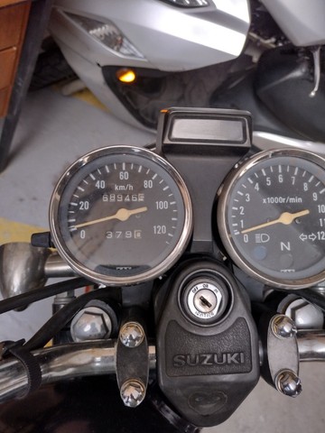 MOTO SUZUKI INTRUDER 125 69 KM