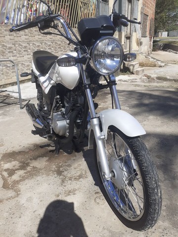 SUZUKI GS 120 VENDO OU TROCO