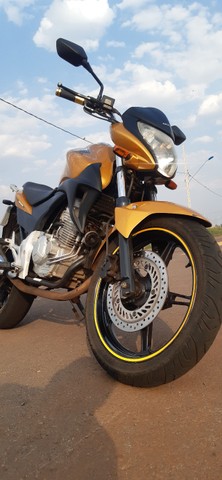 ÓTIMA MOTO HONDA CB 300R