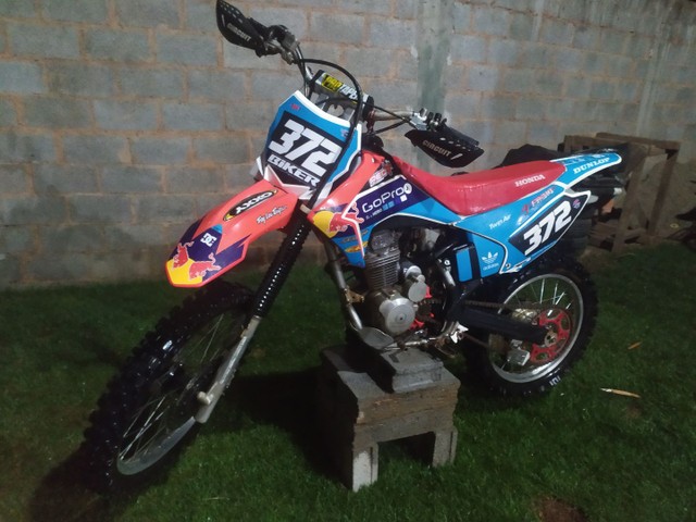 CRF230 2009 CHEIA DE ACESSÓRIOS.
