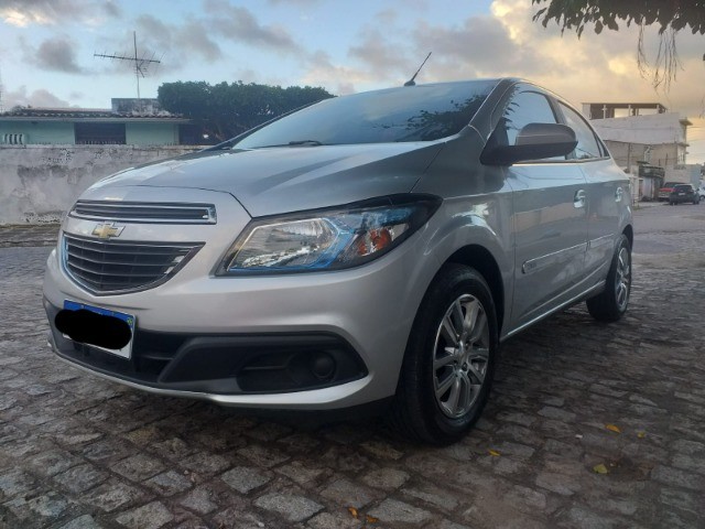 ONIX LT 1.4 2015