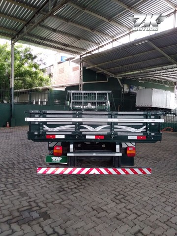 FORD CARGO 815 CARROCERIA