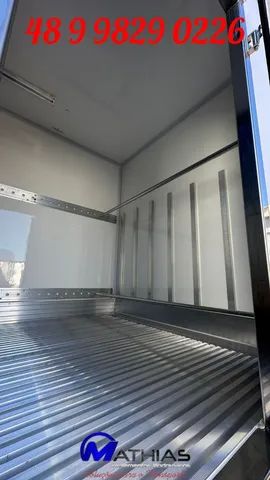 Bau frigorífico 5.50 Mt  Altura 2.30 livre  Marca Niju 2023 - Foto 4