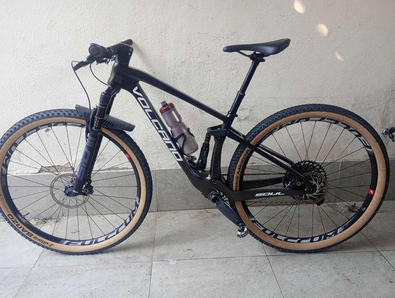 Bicicleta Volcano Soul - Carbono - Freios a Disco