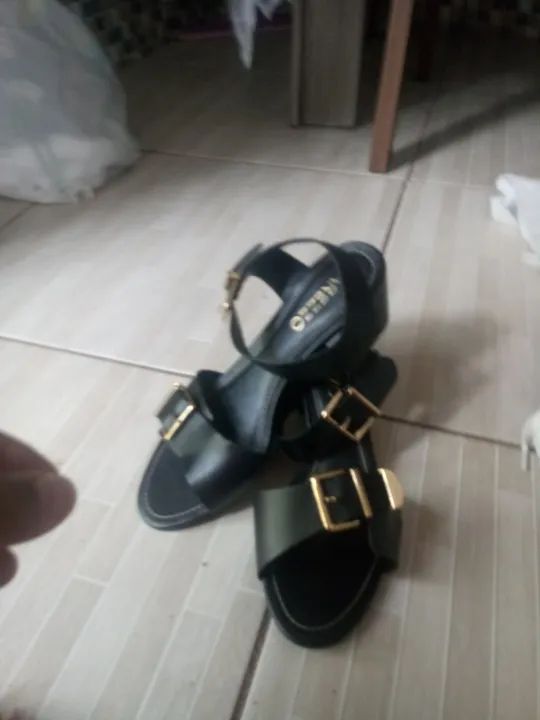 Uma linda sandália arezzo 37 - Foto 5