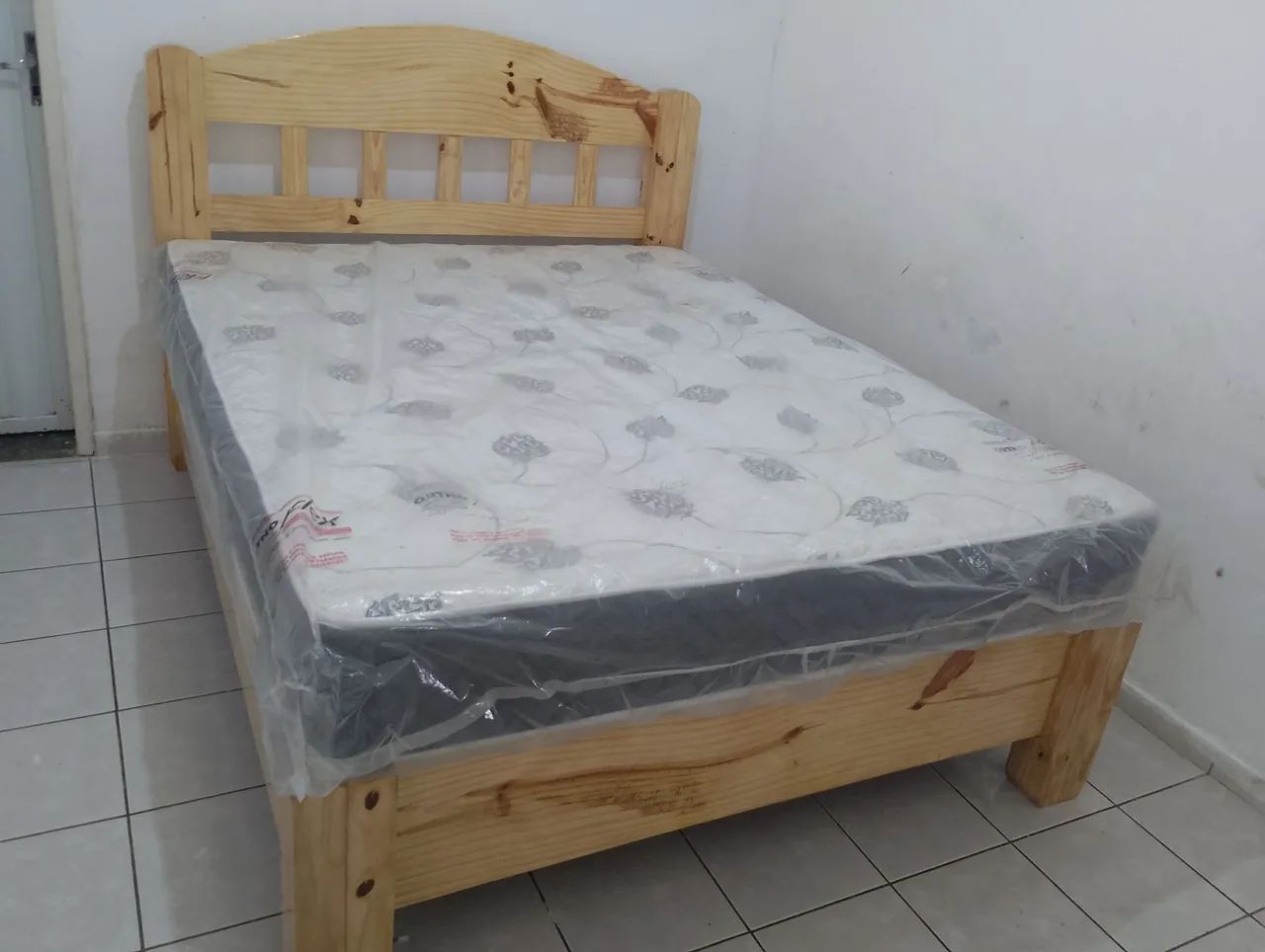 Cama de casal Queen  - Foto 2