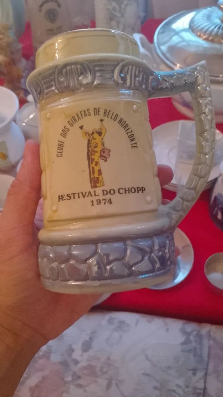 Caneca de porcelana Monte Sião do festival da cerveja de 1974