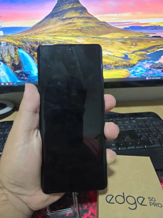 Motorola Edge 50 PRO 12/256 NA CAIXA Aceito troca passo cartão - Foto 2