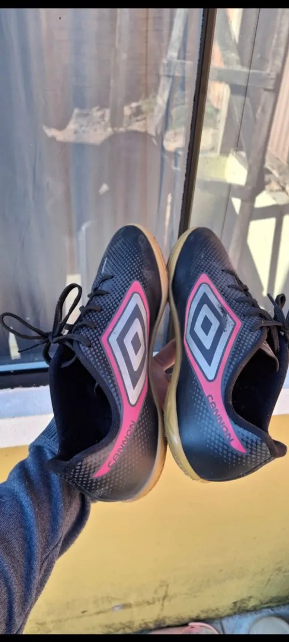 Chuteira Futsal Umbro Cannon