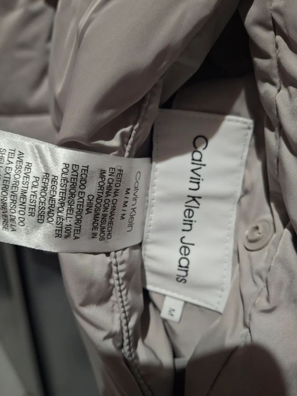 Jaqueta Calvin Klein dupla face  - Foto 3