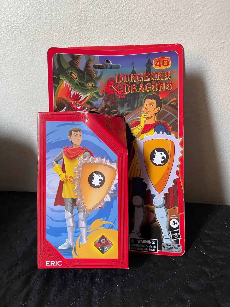 Figura Dungeons & Dragons - Caverna do Dragão: Eric (Hasbro) 