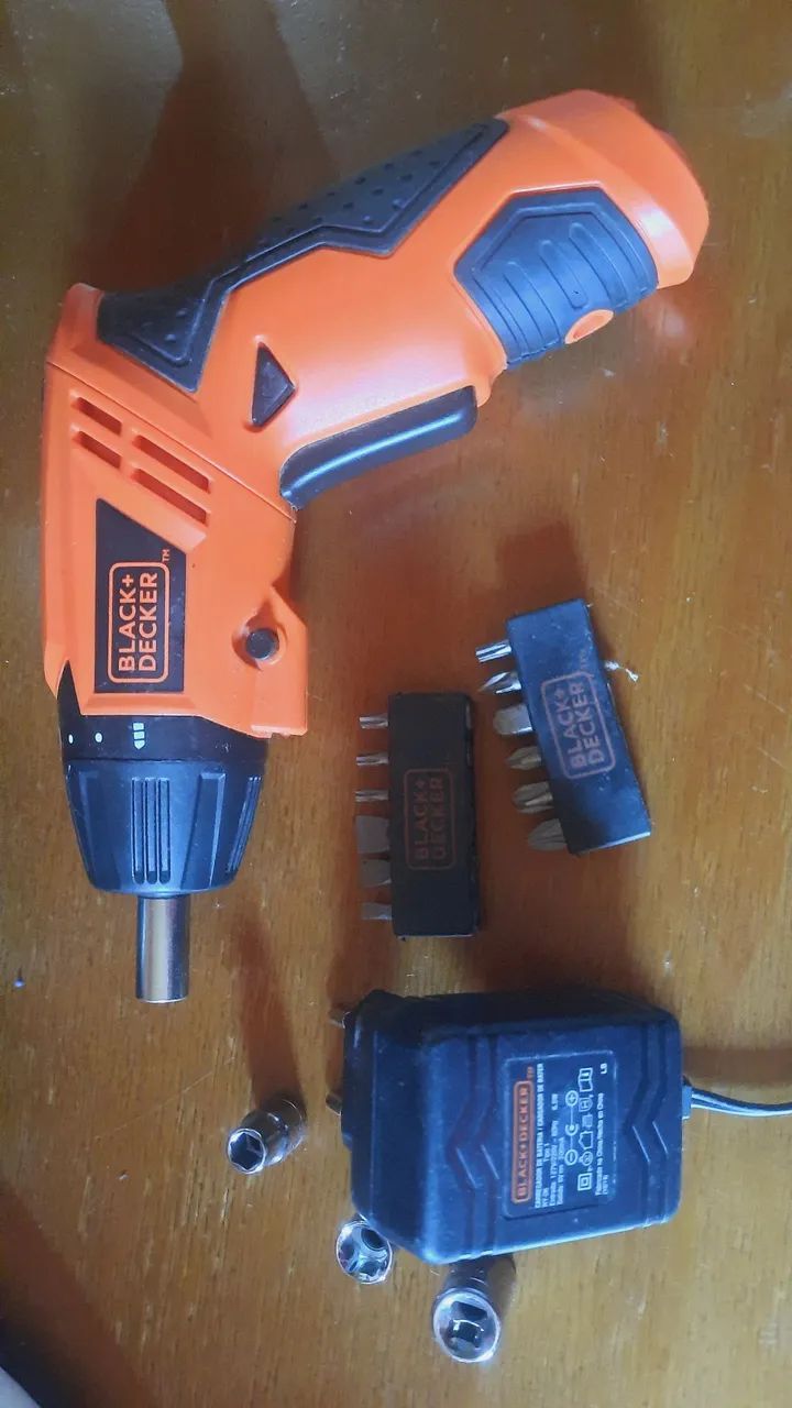 Parafusadeira BLACK+DECKER  KC4815K 4.8V - Foto 2