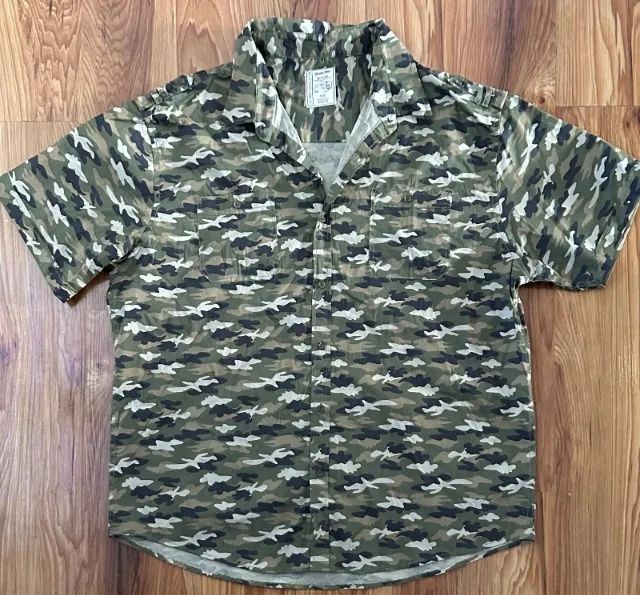 Camisa Alexander Julian tamanho EG importada (Desapego)