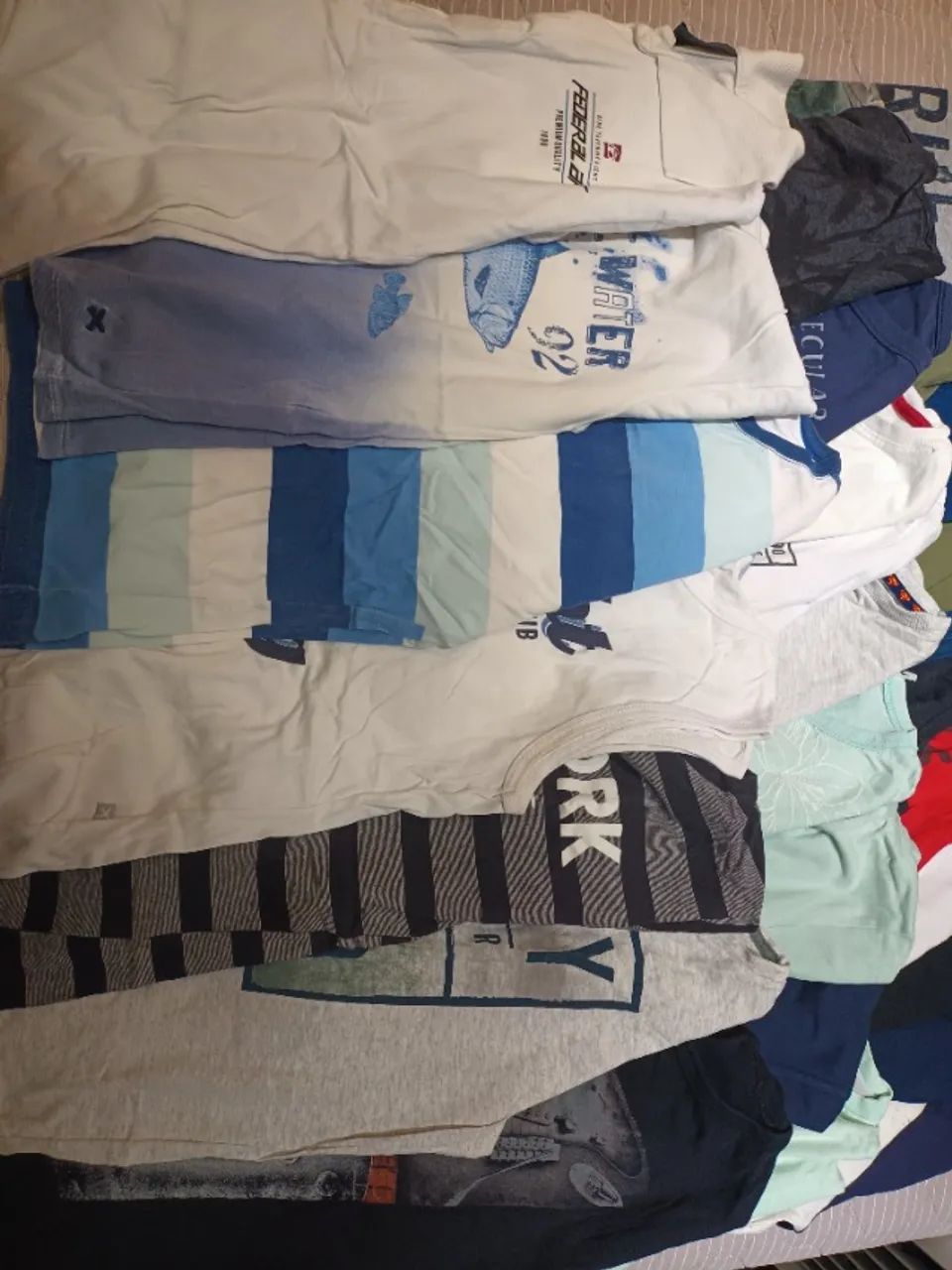 Conjunto 27 Camisas Uso diverso Comprimento 55cm Gap, Hering e mais - Foto 5