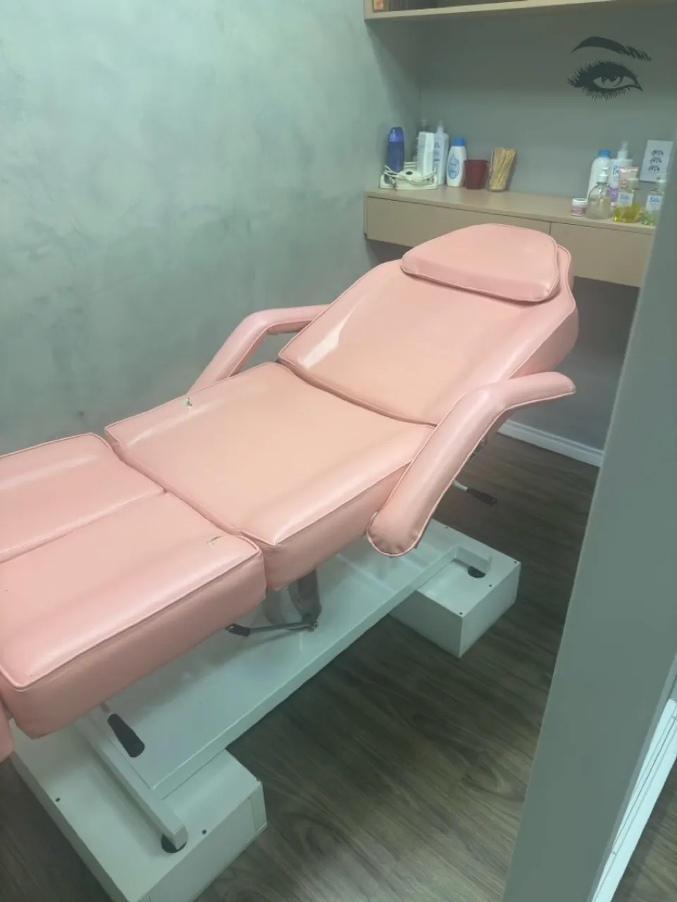 Maca Poltrona Hidráulica Estética - Estek Cor Rosa